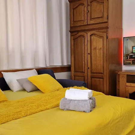 In Drift App 20 M From The In Stobrec - *