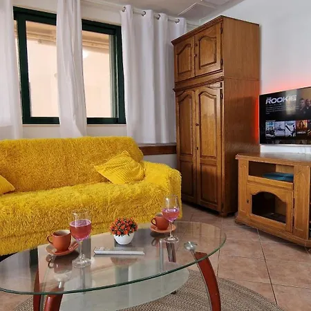 Daire In Drift App 20 M From The In Stobrec - *